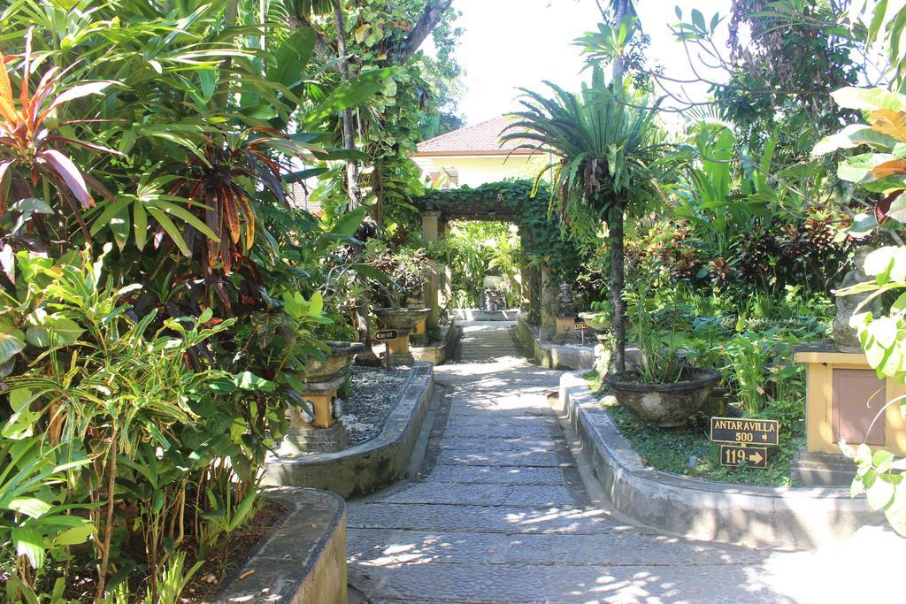 Diwangkara Beach Hotel & Resort Санур Екстер'єр фото