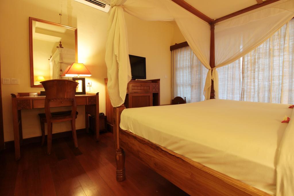 Diwangkara Beach Hotel & Resort Санур Екстер'єр фото