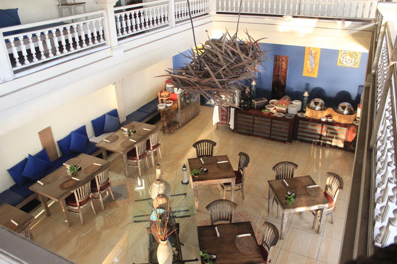 Diwangkara Beach Hotel & Resort Санур Екстер'єр фото