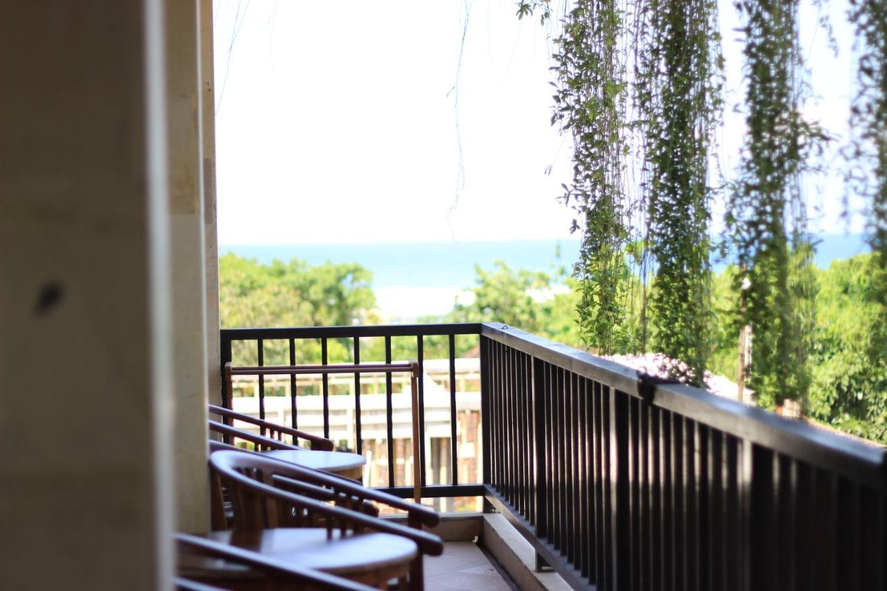 Diwangkara Beach Hotel & Resort Санур Екстер'єр фото