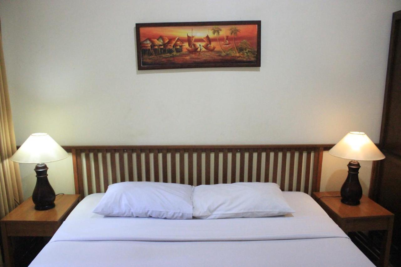 Diwangkara Beach Hotel & Resort Санур Екстер'єр фото